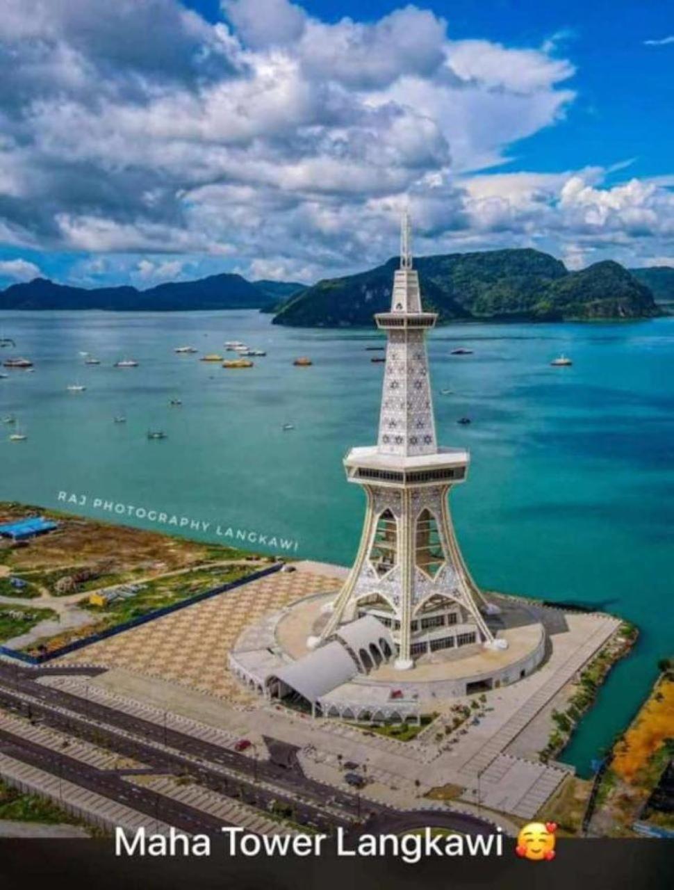 Maya Seaview Families Suite Apartment + Sky Pool Kuah Buitenkant foto